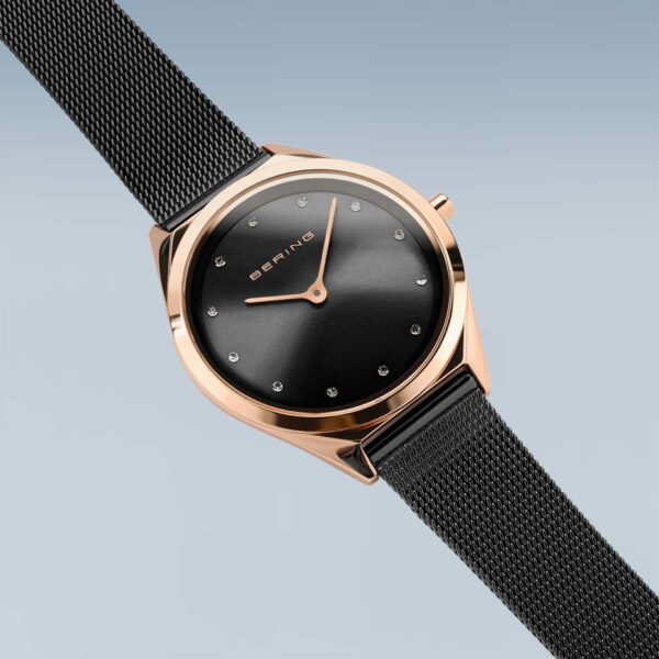 Elegant schicke Uhr "Ultra Slim" in Rosegold mit schwarzem Zifferblatt