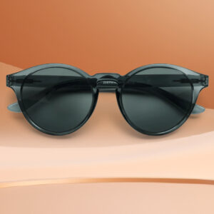 Schicke Sonnenbrille "Casual" mit halbtransparenter, grauer Fassung von Have A Look