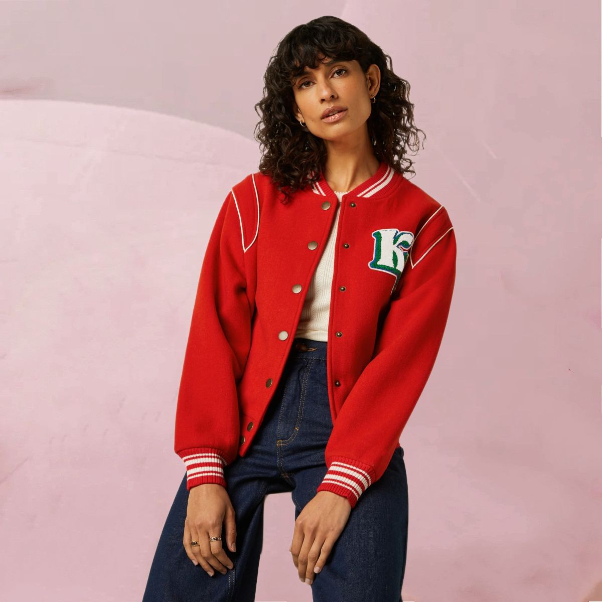 Lässige Jacke "Varsity Jacket Arizona" im coolen Baseball-Style und knalligem Rot von King Louie