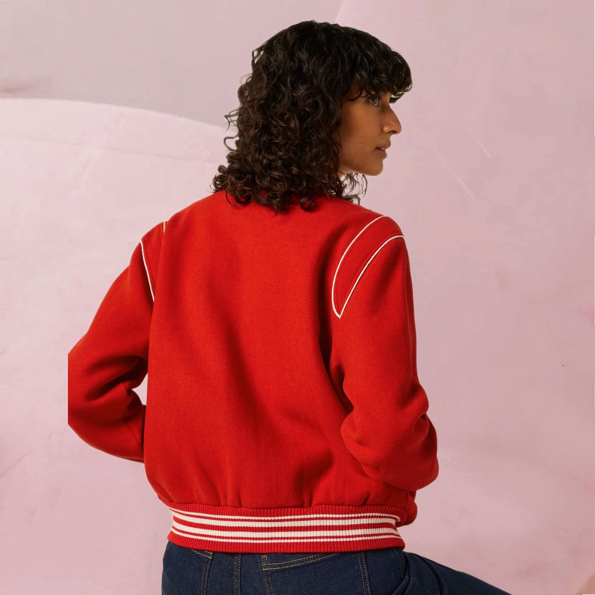 Lässige Jacke "Varsity Jacket Arizona" im coolen Baseball-Style und knalligem Rot von King Louie