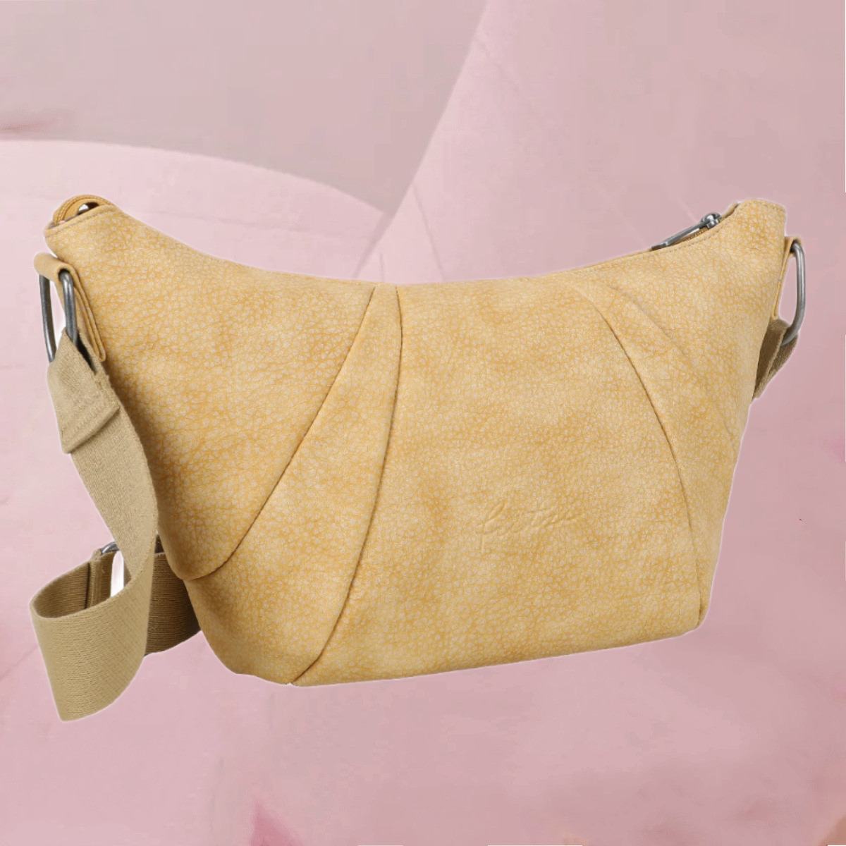 Flotter Crossbody-Bag "Croissant Cross" in Beige und Schwarz von fritzi