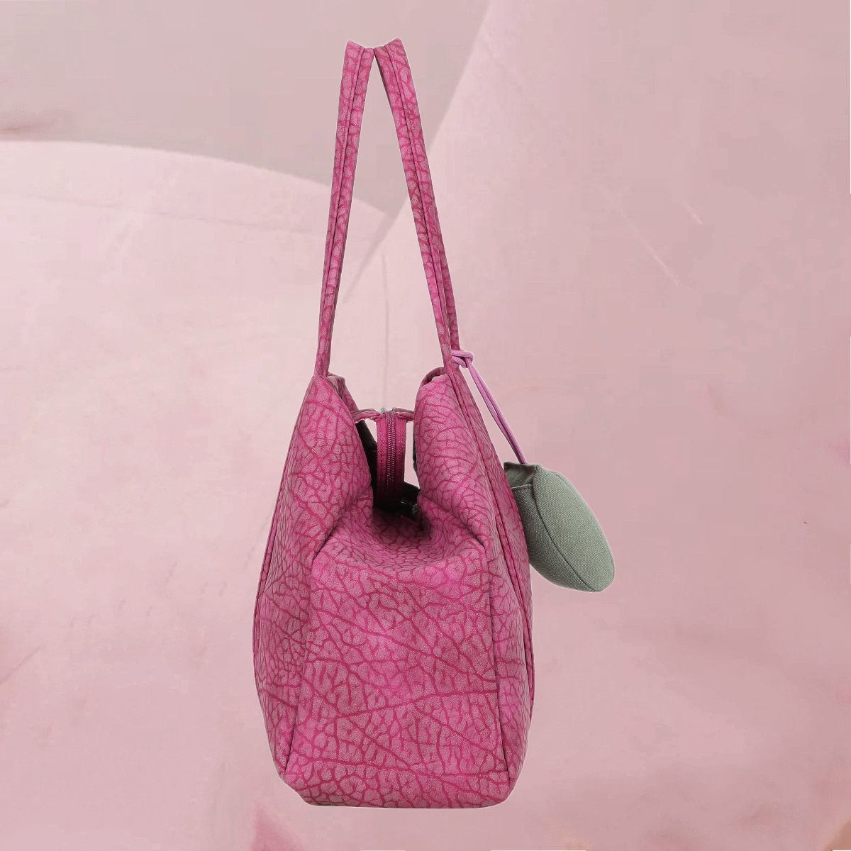 Hübscher Shopper "Ella Shopper Wild Berry" im gemusterten Wildbeerenton von fritzi