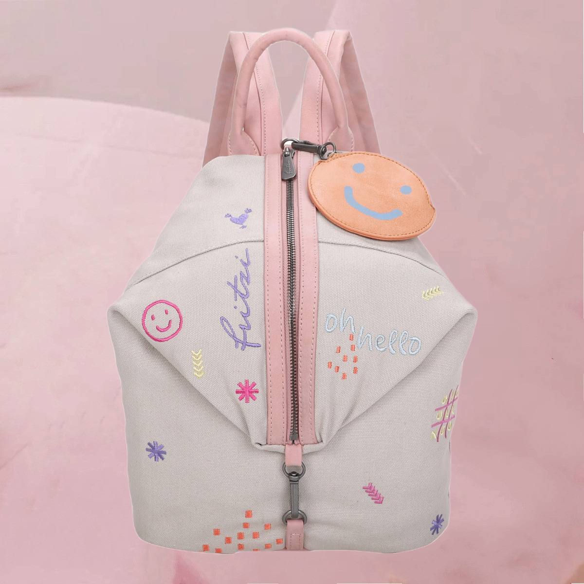 Flotter Backpack-Rucksack "Marit Limited Embro Fun" mit süßen Stickereien auf Sandfarben von fritzi