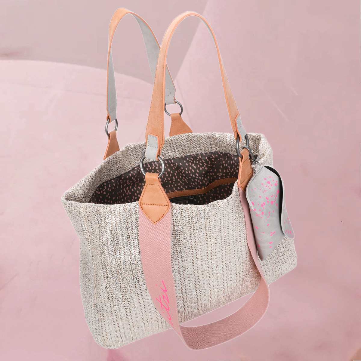 Lässiger Shopper "Izzy Medium Limited Painted Straw" in Silber-Beige von fritzi