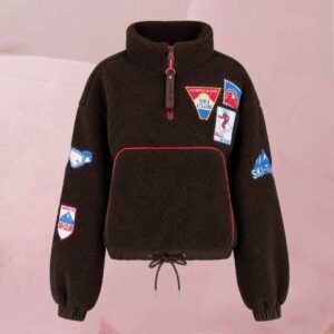 Cool-flauschiger Teddy-Pullover "Trui Dagmar Hot Fudge" mit farbenfrohen Ski-Aufn&auml;hern auf Dunkelbraun von Harper & Yve