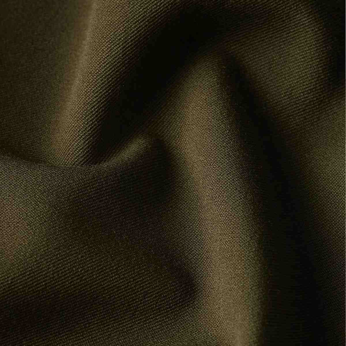 Hübsche, lässige Kurzjacke "Inger Jacket Raw Umber" in meliertem Dunkelgrün von Circle Of Trust